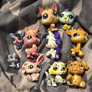 Assorted littlest pet shop Set